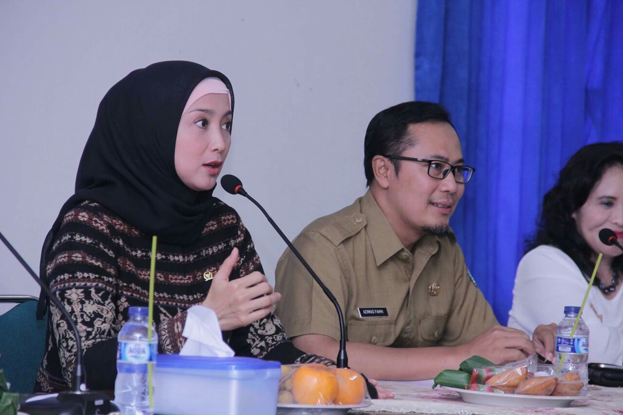 1.Desy Ratnasari-Program KUBE