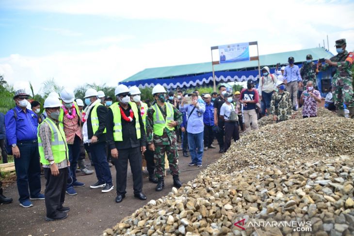  Pembangunan Awal Jembatan Gantung Durian Sebatang, Boyman Harun: Pembuktian Janji Saya