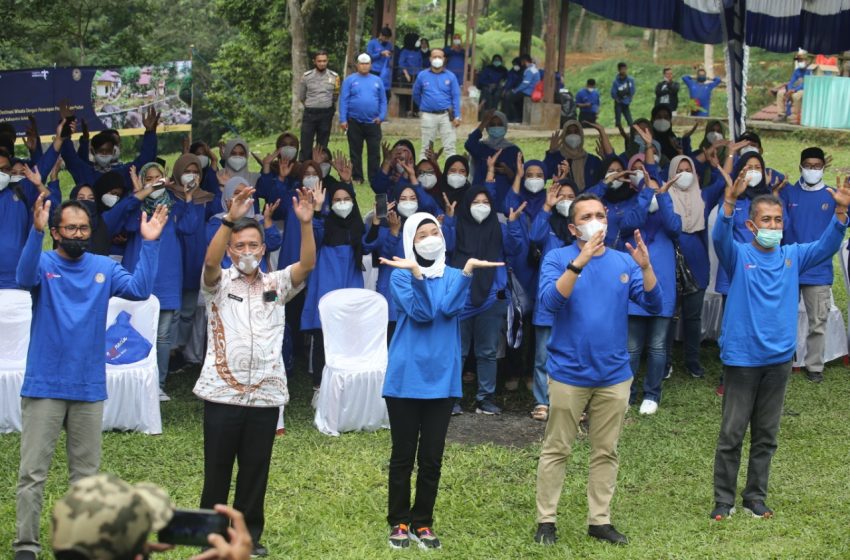 Bersama Kemenparekraf Desy Membuka Kegiatan Gerakan BISA di Kawasan Wisata Cinumpang Kab. Sukabumi