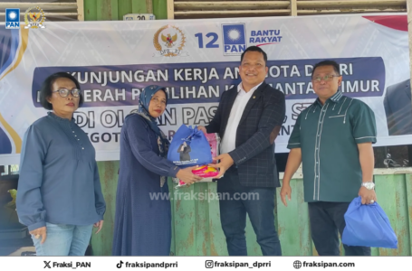 Edi oloan Pasaribu Anggota Komisi II DPR RI melaksanakan Kunjungan Kerja sekaligus pembagian sembako Ramadan