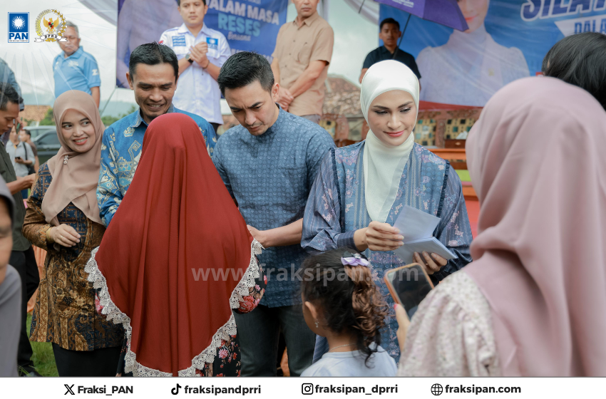  Kunjungan Ke Tanggamus, Putri Zulkifli Hasan Bagikan Zakat dan Bingkisan Lebaran