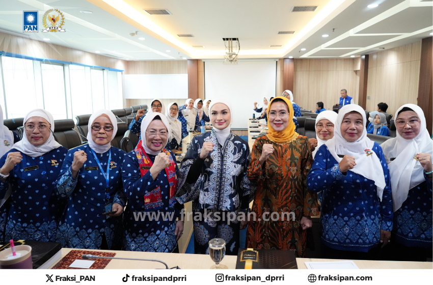  Terima Audiensi HIMPAUDI, Putri Zulkifli Hasan: “Jangan Sampai Ada Guru PAUD yang Dibayar Tidak Layak”