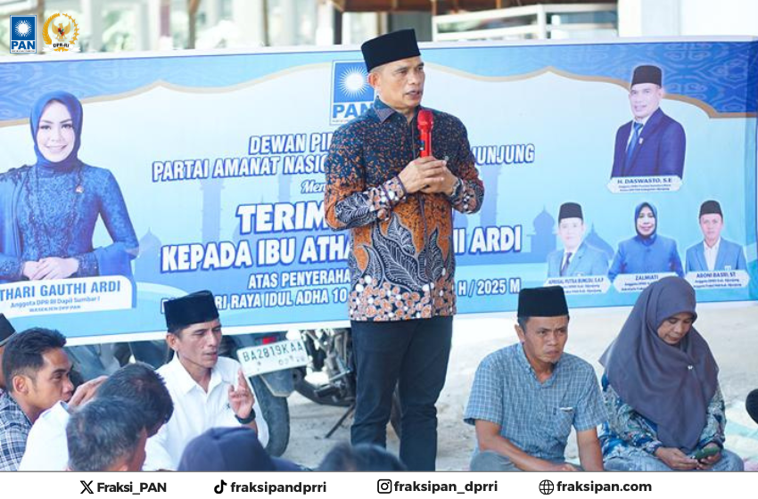  Athari Gauthi Ardi Salurkan Dua Ekor Sapi Qurban untuk Masyarakat Sijunjung